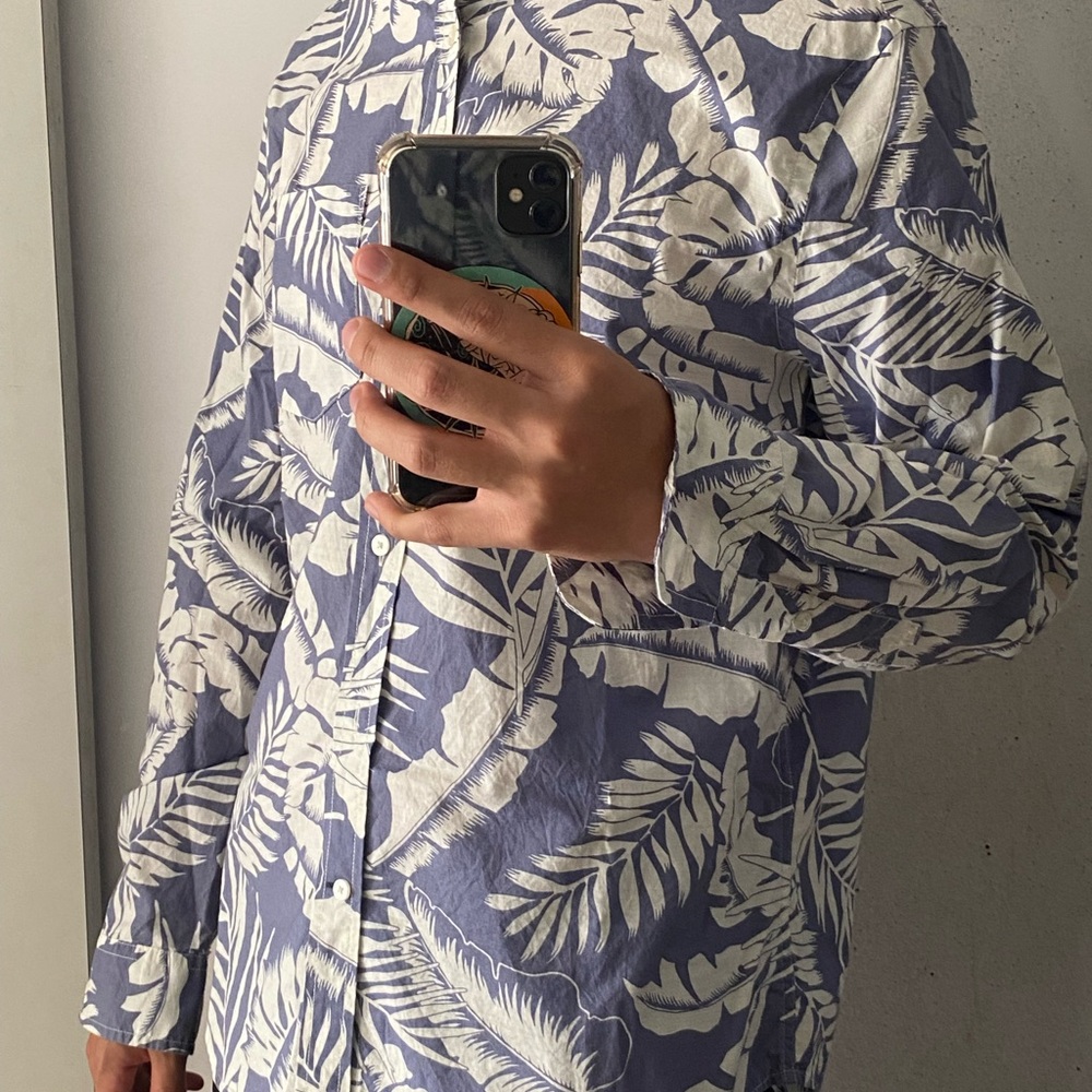 Shirt - Picture 2 of 2